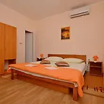 Apartment And Ivica *