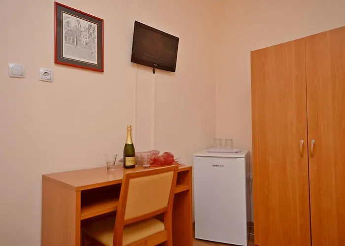 And Ivica Appartement *
